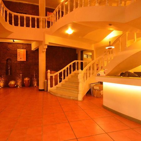 The Pavillion Hotel Kolhapur Luaran gambar