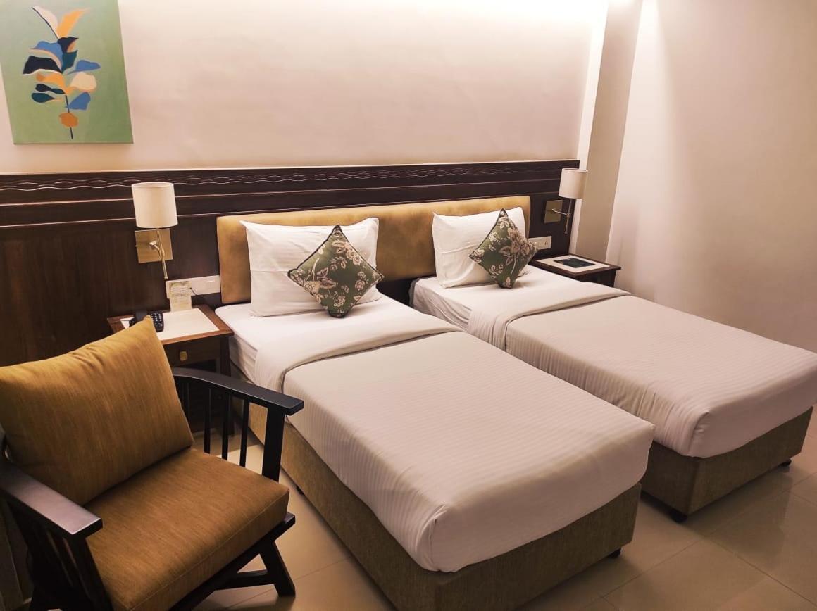 The Pavillion Hotel Kolhapur Luaran gambar