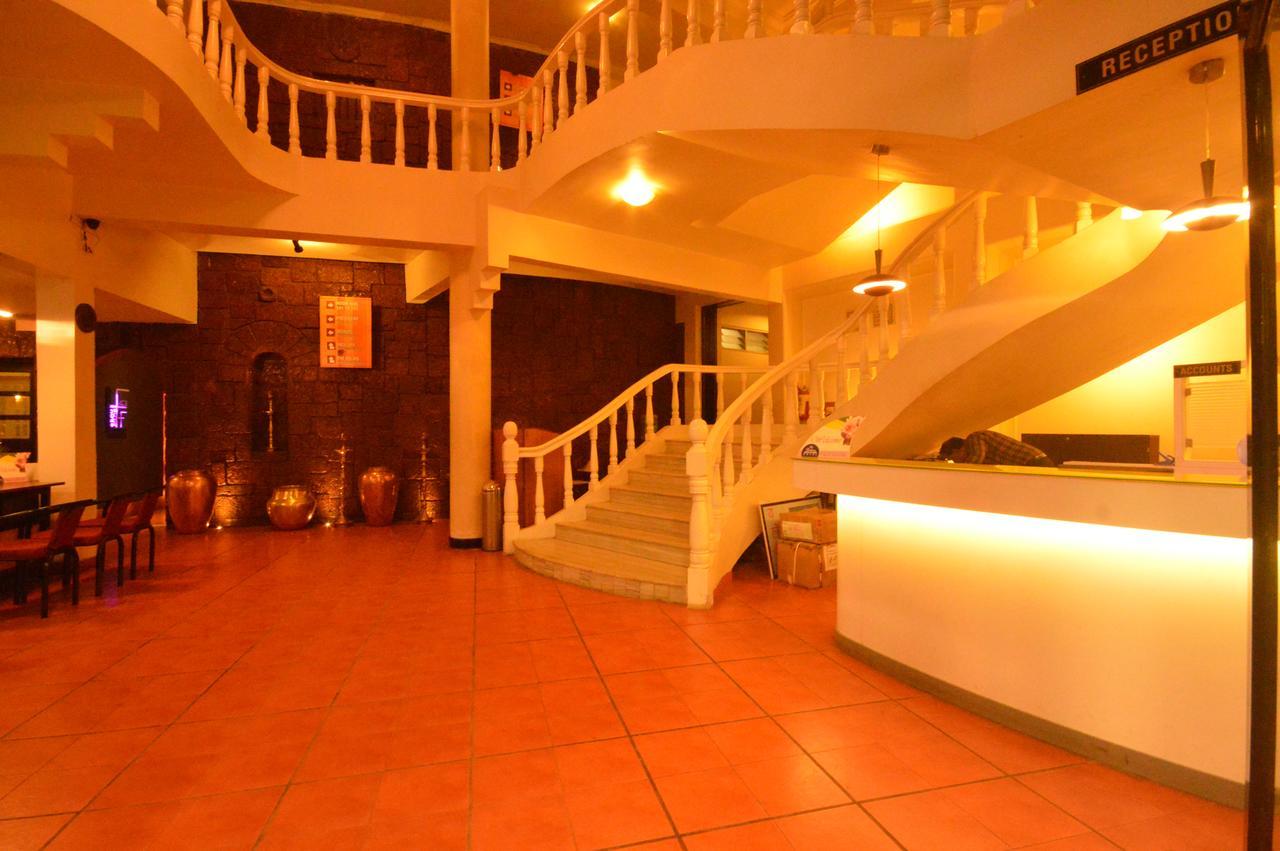The Pavillion Hotel Kolhapur Luaran gambar