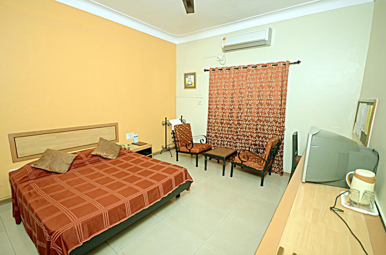 The Pavillion Hotel Kolhapur Luaran gambar